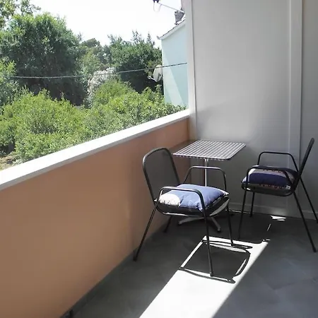 Mani Apartment *