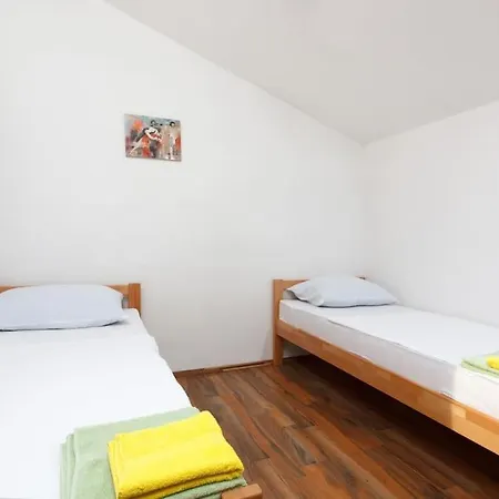 Mani Apartment *