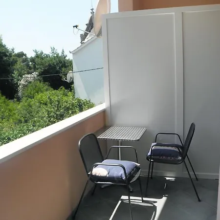 Mani Apartment *